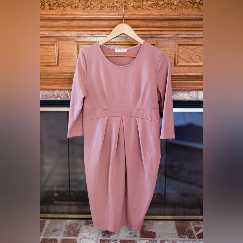 3/4 Sleeve Round Neck Front Pleat Maternity Dress (XL)